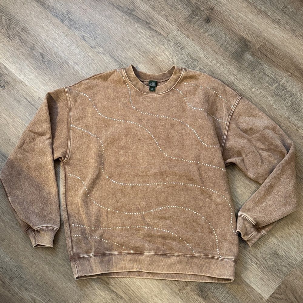 Brown Crewneck Sweater with Rhinestones Wild fable M